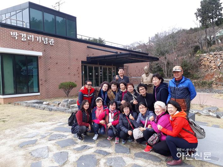 4. 신창면 새마을협의회, 선진지 견학 실시 - 3번 사진.jpg