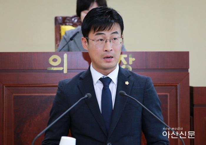 안영근 의원.jpg