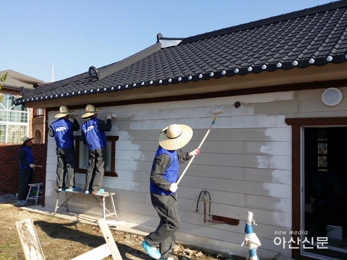 1. 삼성전자 온양캠퍼스, 사랑의 집 고치기 70호 - 1번 사진.jpg