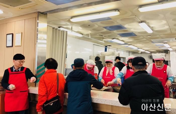 3. 아산시, 하절기 노인 무료급식시설 위생점검 추진.jpg