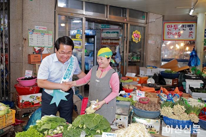 전통시장 장보기 행사13859_ASA_5942.jpg