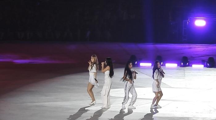 행사 걸그룹.jpg