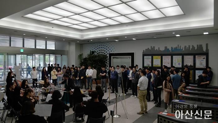 3. 아산시,‘직장으로 찾아가는 문화공연’으로 기업에 문화 휴식 제공.JPG