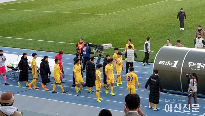 아산선수 copy.jpg