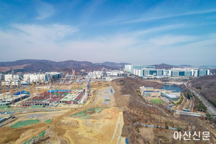 2. 아산시, “삼성디스플레이 13조원 투자 예정대로 진행…적극 지원”.jpg