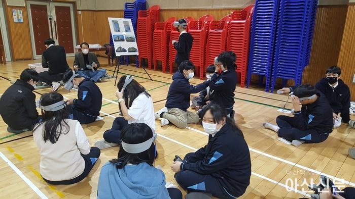 사진자료(음봉중학교, 독도교육주간 운영) (1).jpg