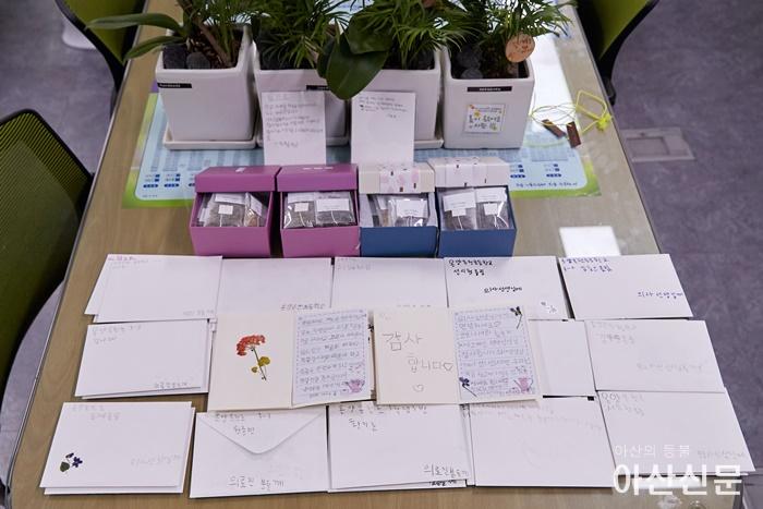 2. 아산시보건소에 도착한 고사리손 응원 편지... “정말 감사해요”.jpg