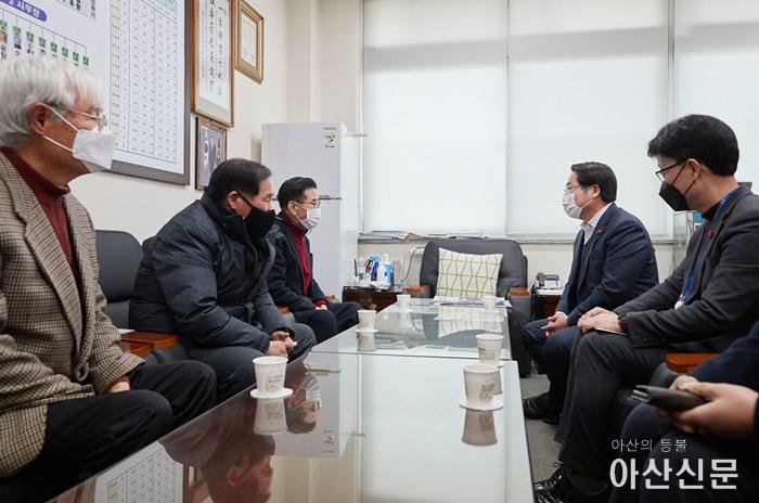 2. 오세현 아산시장, 신축년 새해 맞아 노인여가시설 현장 방문 (5).jpg