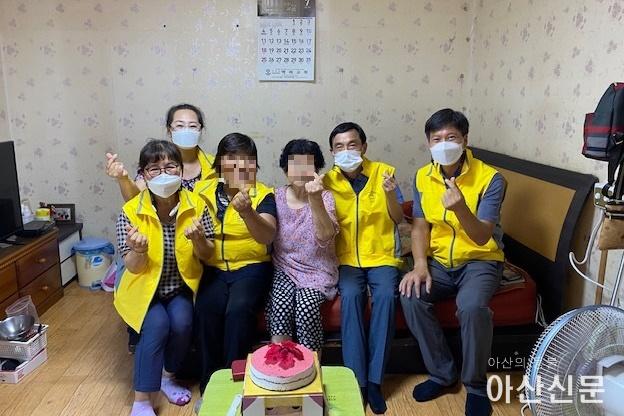 13. 영인면 행복키움추진단, 7월 저소득 독거노인 생신 축하 행사 진행.jpg