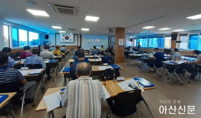 18. 신창면, 인적자원망(복지이장) 역량 강화 교육 실시.jpg