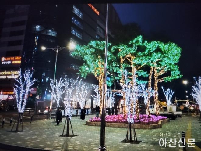 2-1. 아산시, 연말연시 야간경관조명 설치.jpg