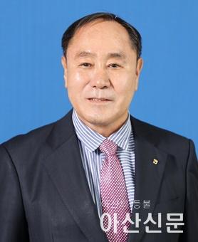 김성윤.jpg