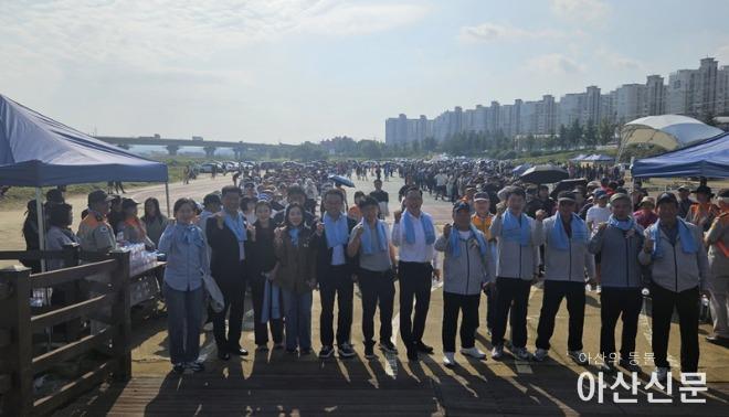 1. 배방읍 체육회, ‘2025 배방읍 주민 건강 걷기대회’ 성료 (2).jpg